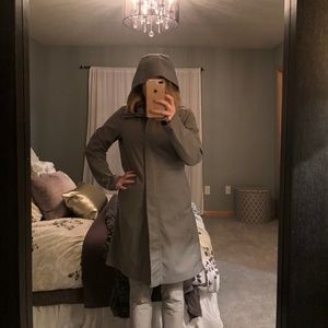 Uniqlo Blocktech Coat in Grey Small